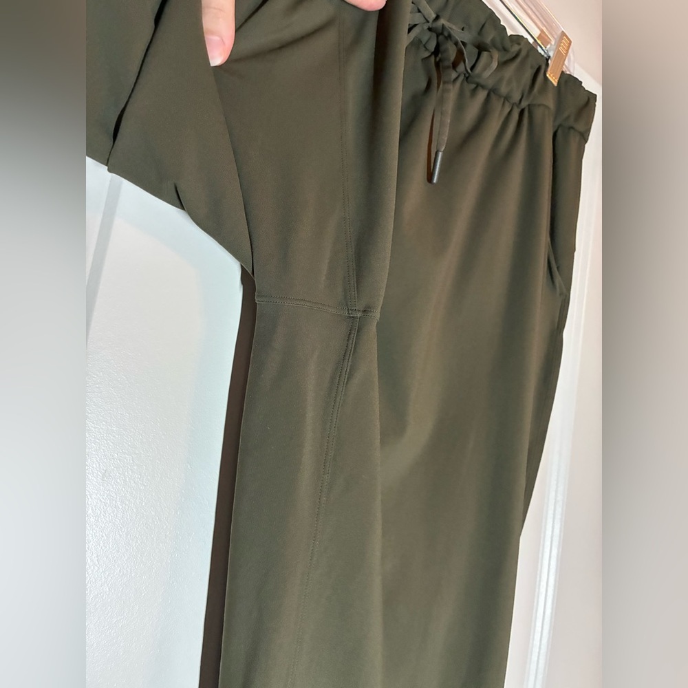 Lululemon Stretch High-Rise Jogger *Full Length in Dark Olive Size 14 - Picture 7 of 8
